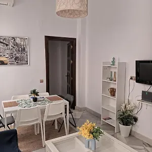 En El Centro Histórico De Apartamento Málaga